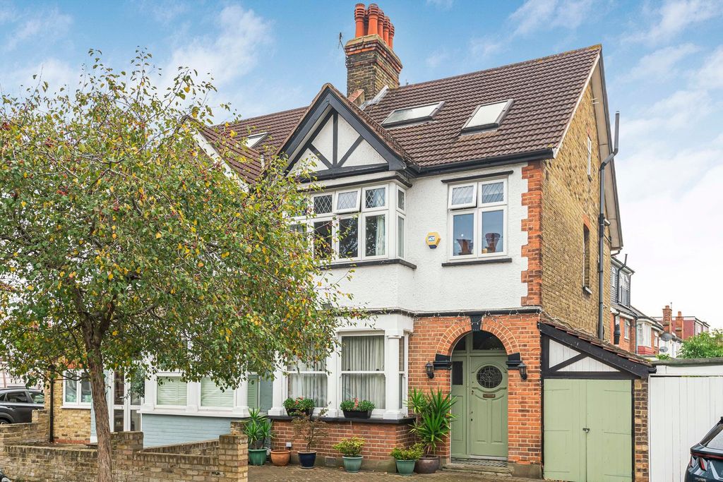 Property photo 1 of 20