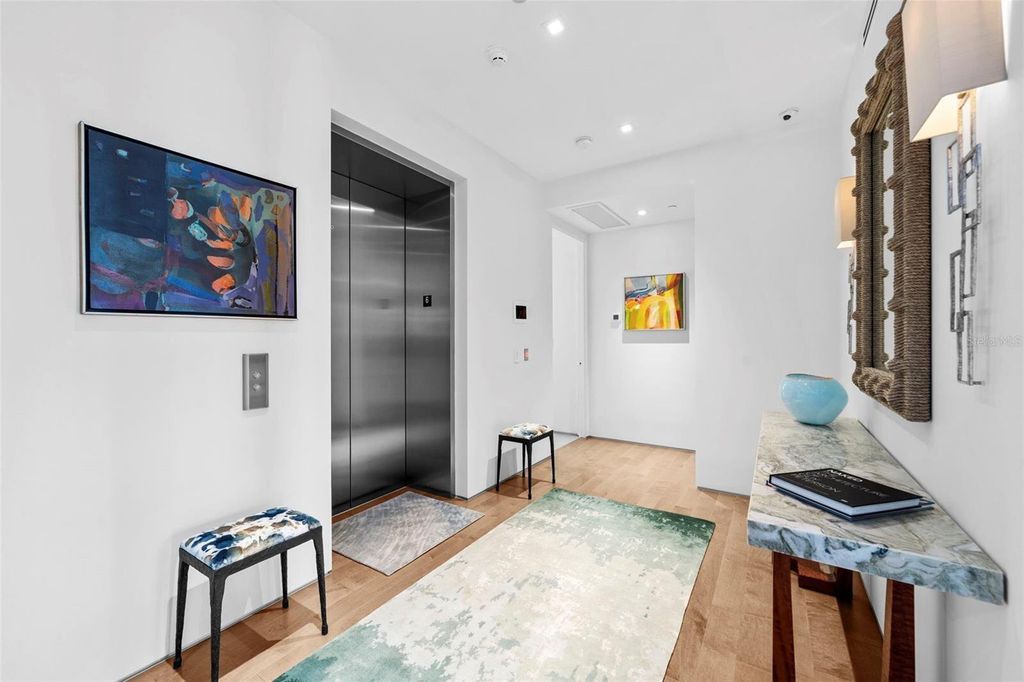 Property photo 2 of 12 <Alttext/>