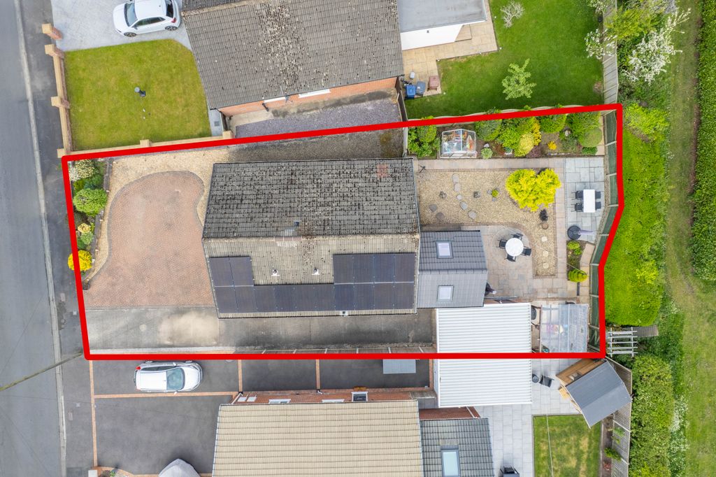 Property photo 2 of 13