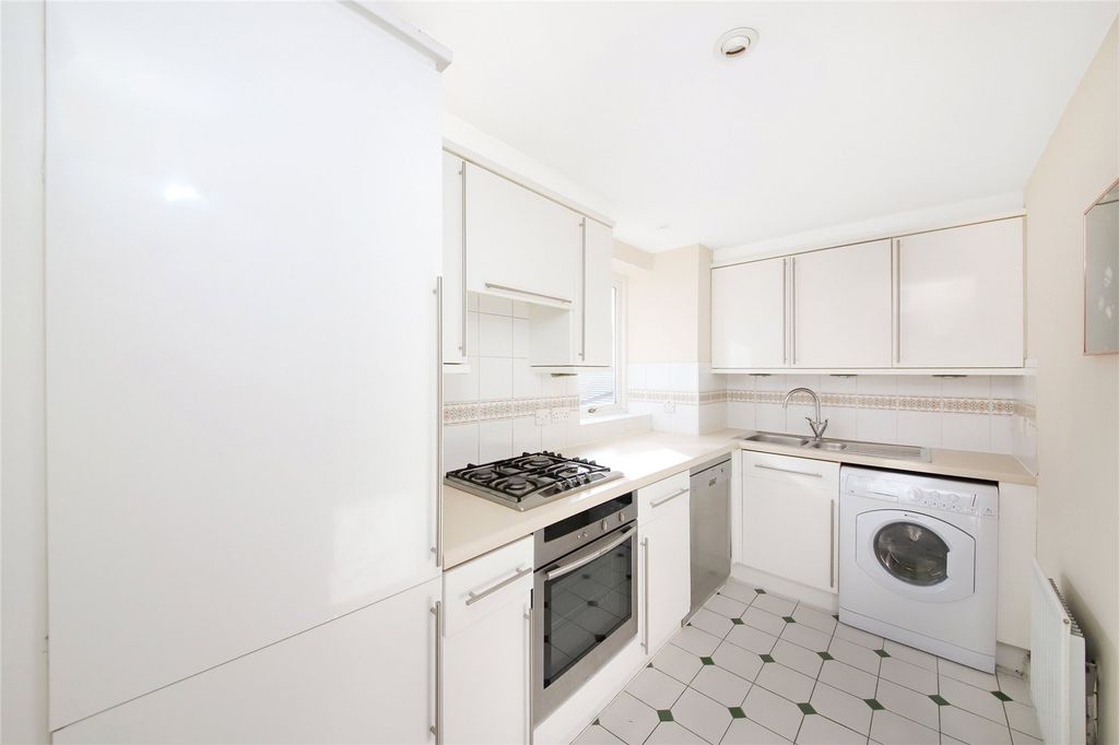 Property photo 2 of 20 Picture No. 06