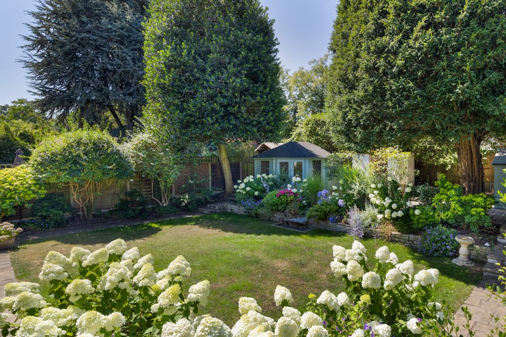 Property photo 3 of 19