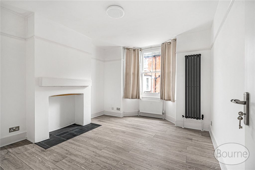 Property photo 2 of 22 Picture No. 39