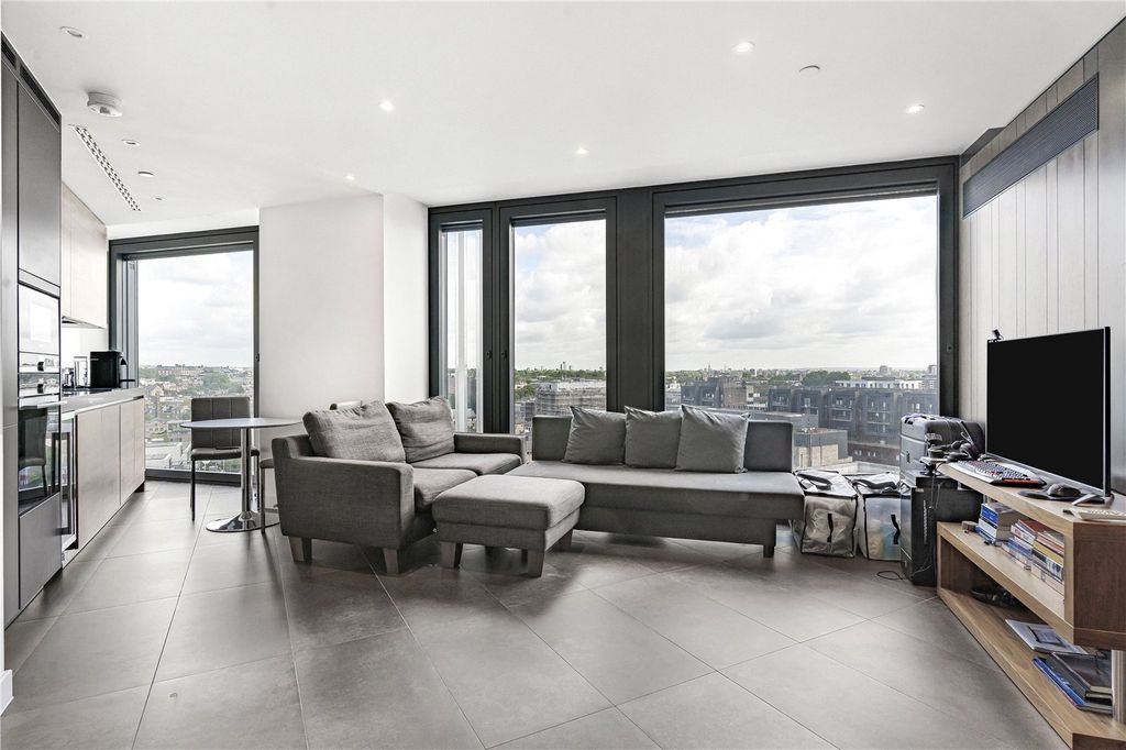 Property photo 1 of 17 Reception Room