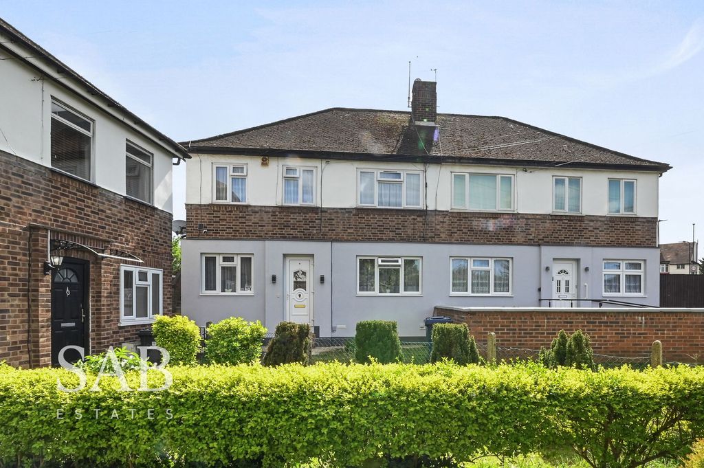 Property photo 1 of 9