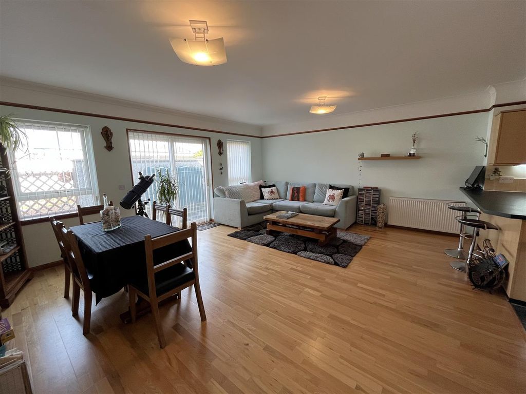 Property photo 2 of 21 Open Plan Lounge/Dining Kitchen