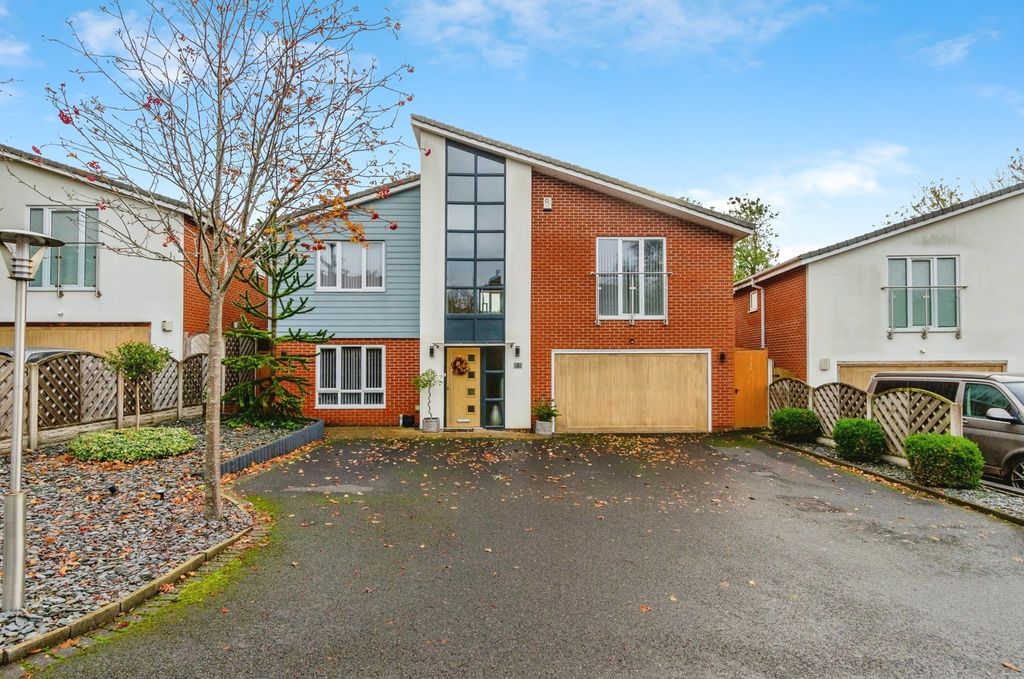 Property photo 1 of 17 Photo