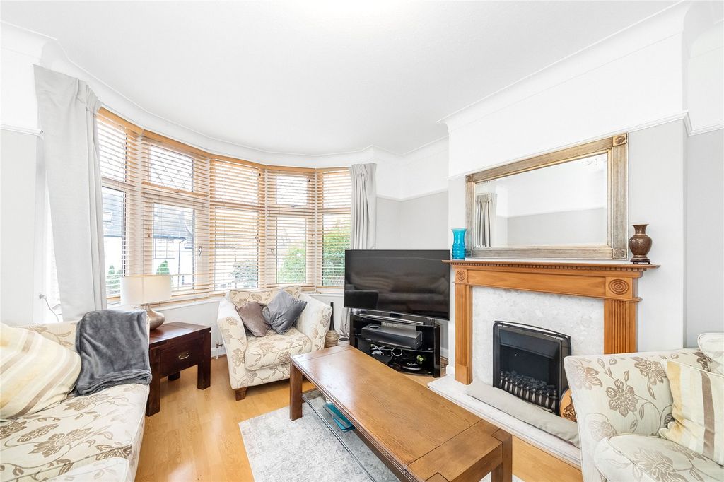 Property photo 2 of 16 Picture No. 04