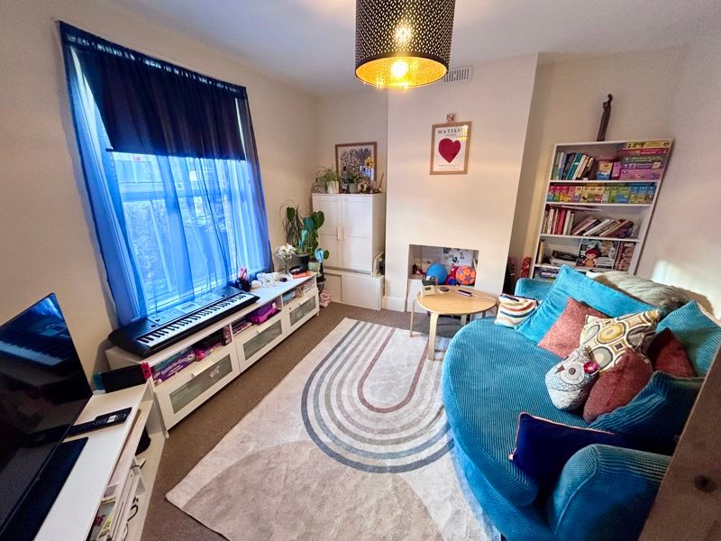 Property photo 2 of 8 Photo 2