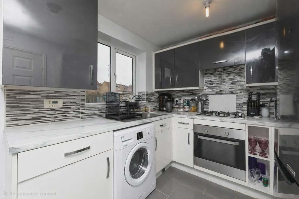 Property photo 3 of 13 Messenger_Creation_1D5Efb95-8060-4C0B-B005-4874B7A