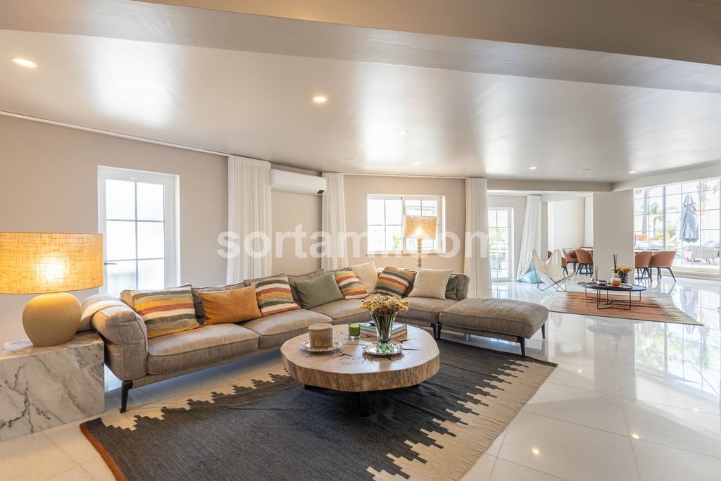 Property photo 2 of 49