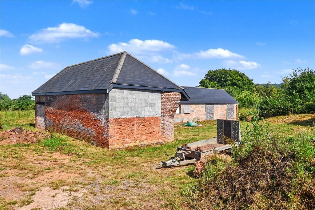 Property photo 3 of 19 Picture No. 03
