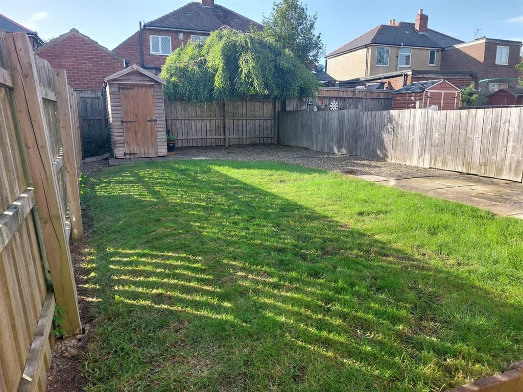 Property photo 2 of 14 Externally
