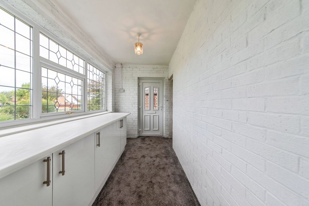 Property photo 3 of 16 Pbox-Img.Jpg