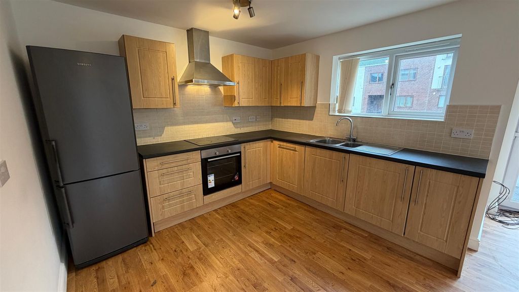 Property photo 2 of 22 20260324_132314462_Ios.Jpg