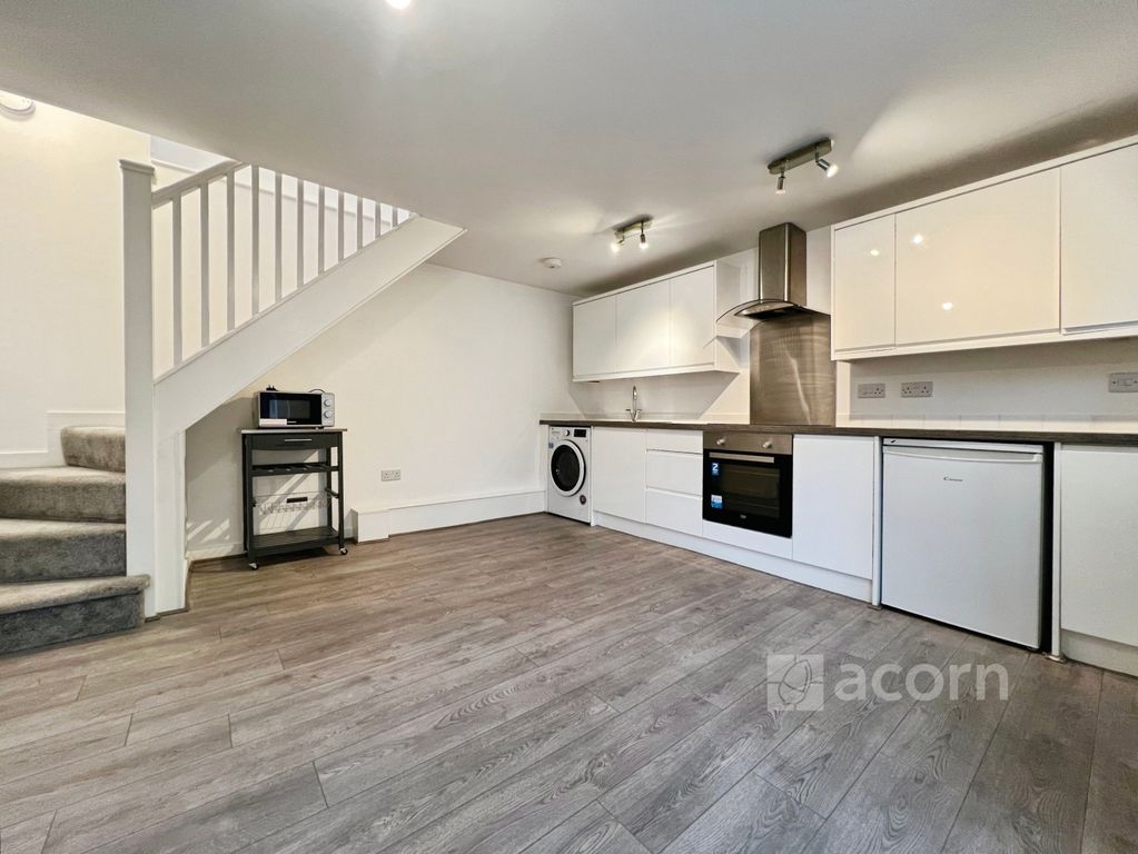 Property photo 2 of 8 Open Plan