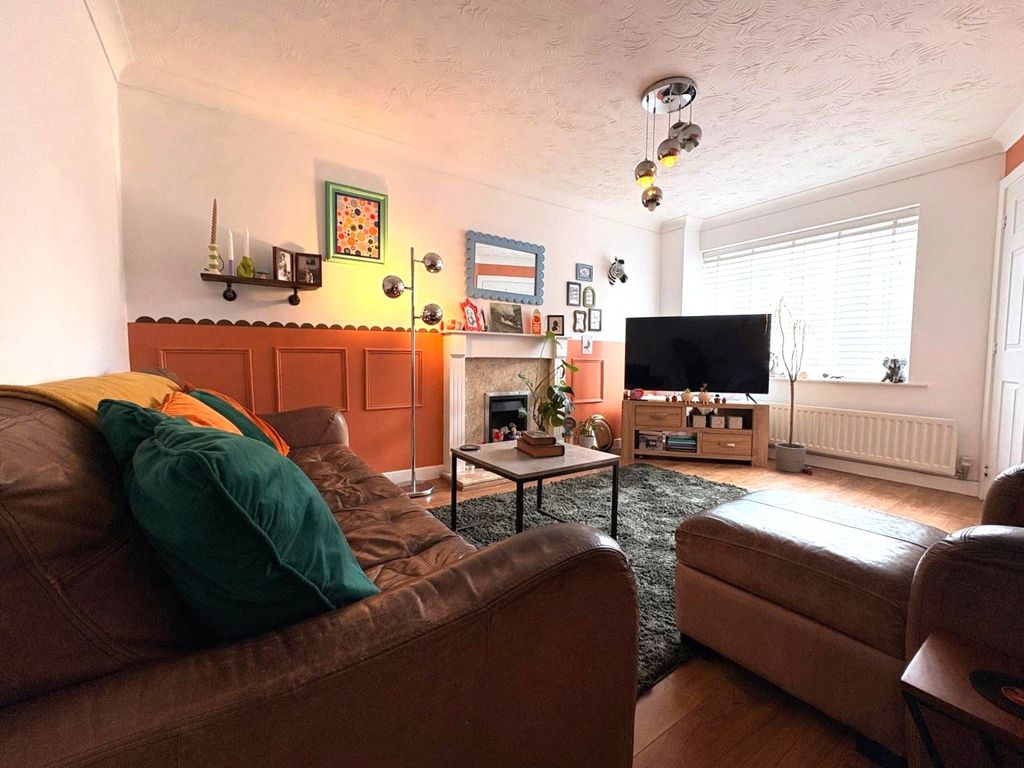 Property photo 2 of 14 Picture No. 08