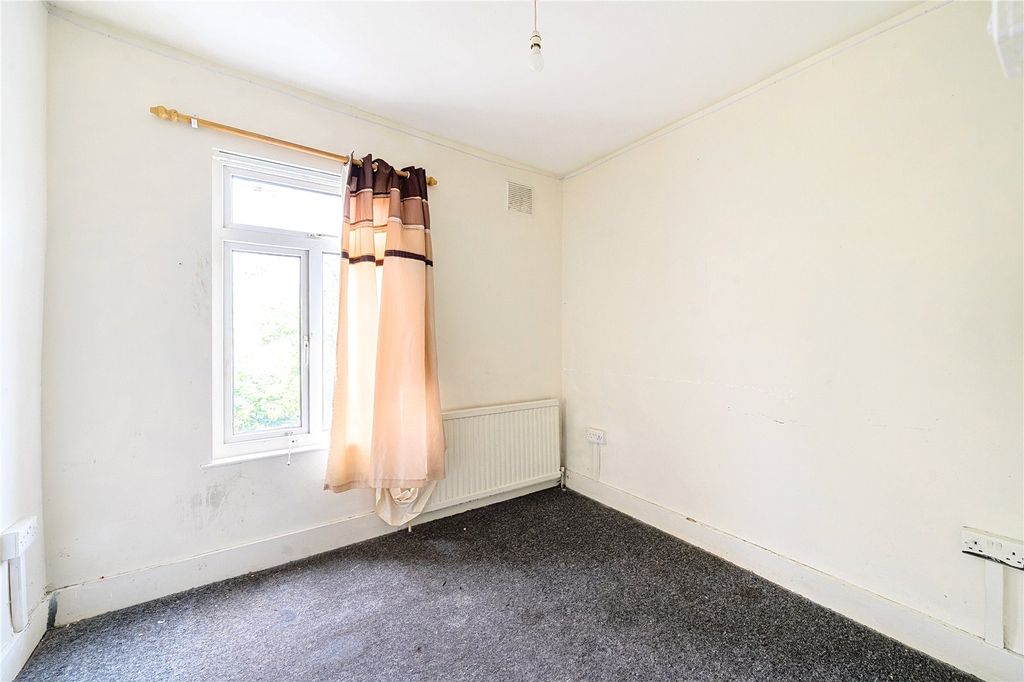 Property photo 2 of 13 Picture No. 03