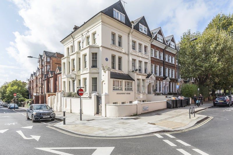 Property photo 1 of 6