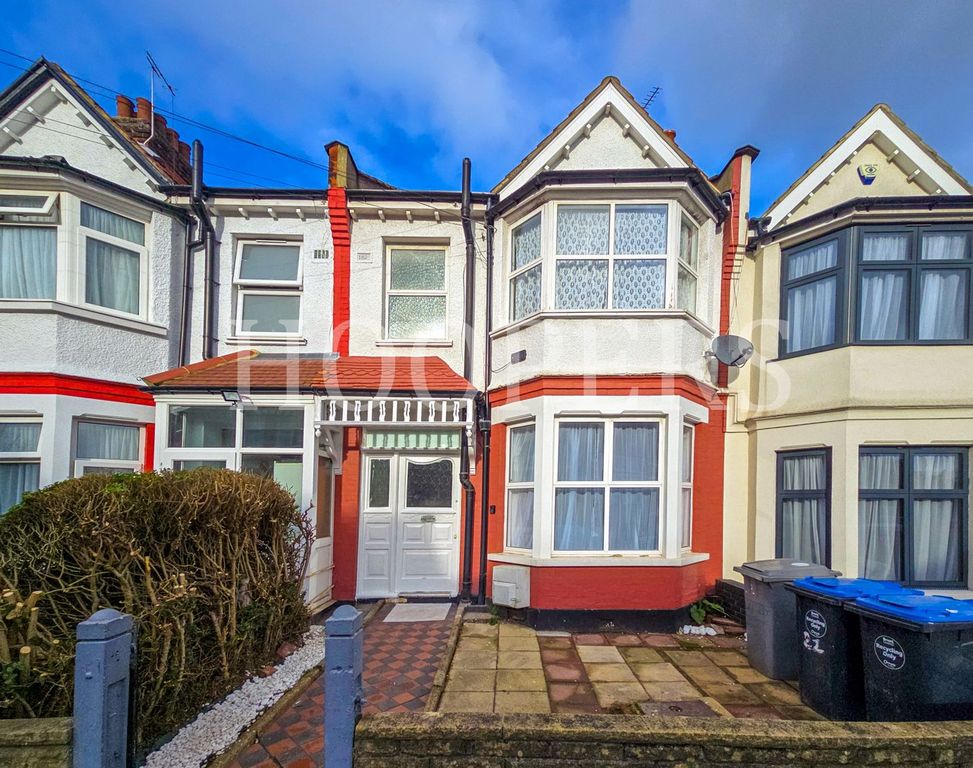 Property photo 1 of 17