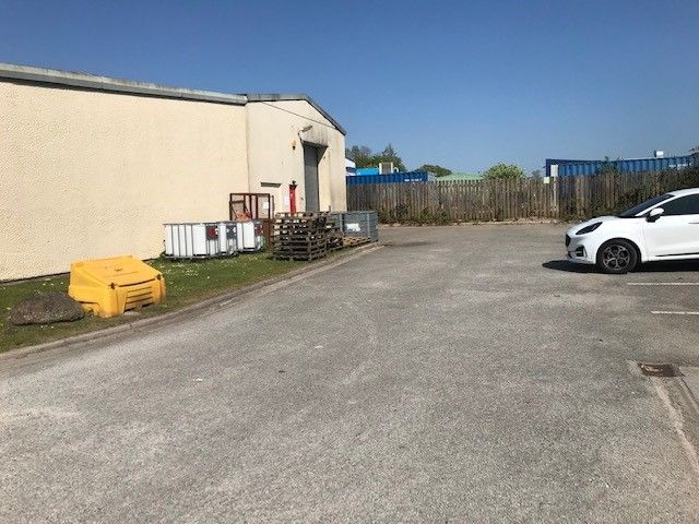 Property photo 3 of 7