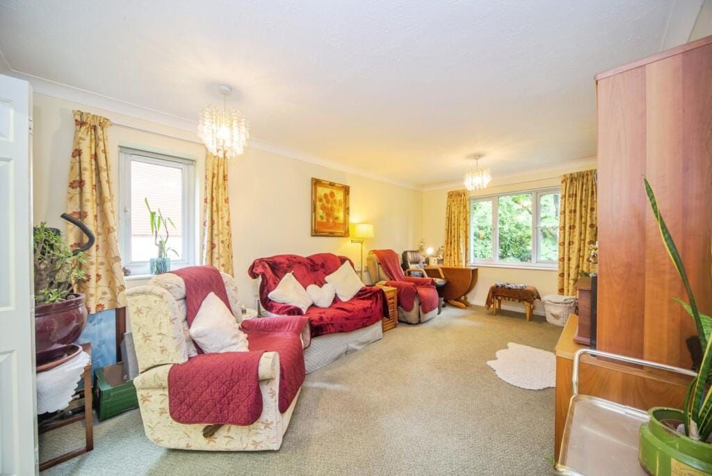 Property photo 3 of 13