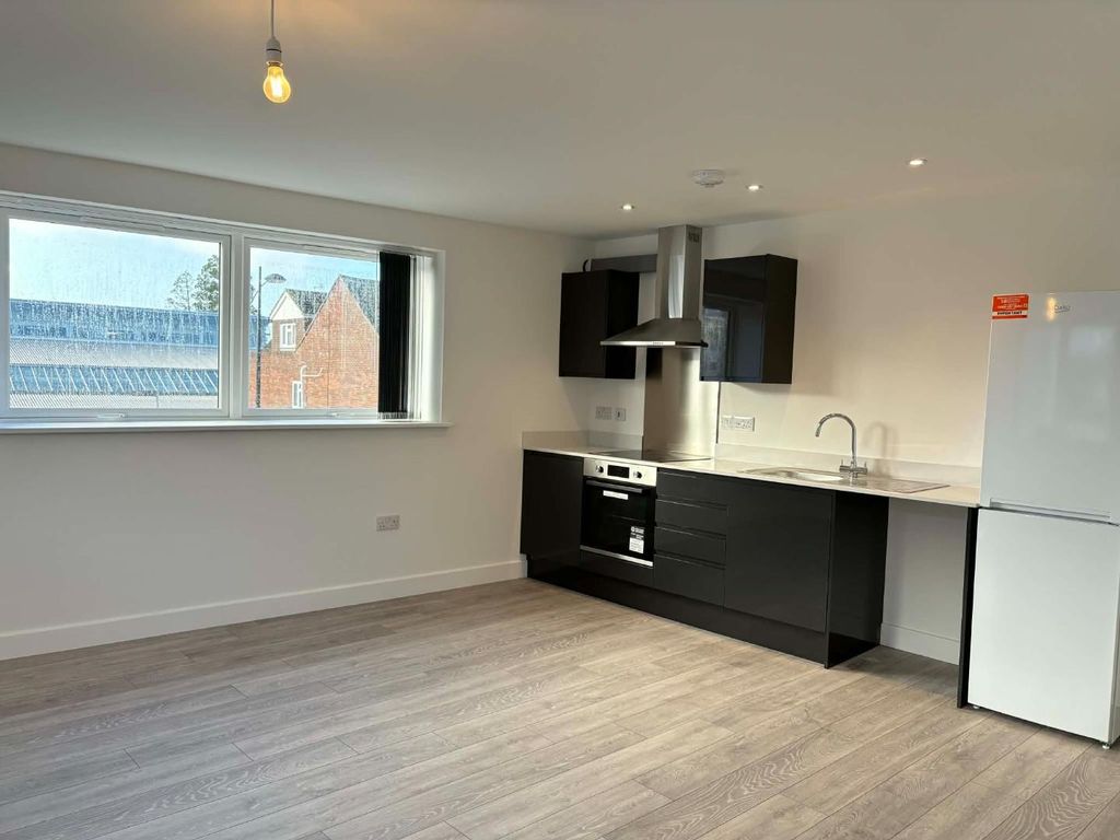 Property photo 2 of 6 Kitchen (1).Jpg