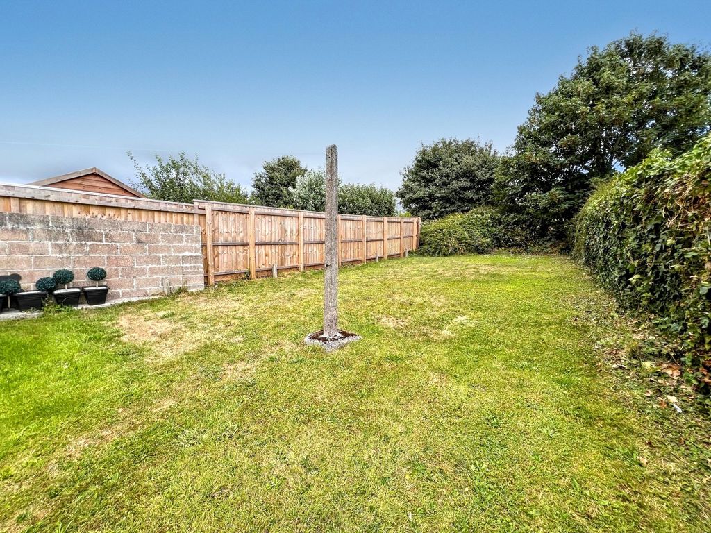 Property photo 3 of 16 3 - Picture No. 13