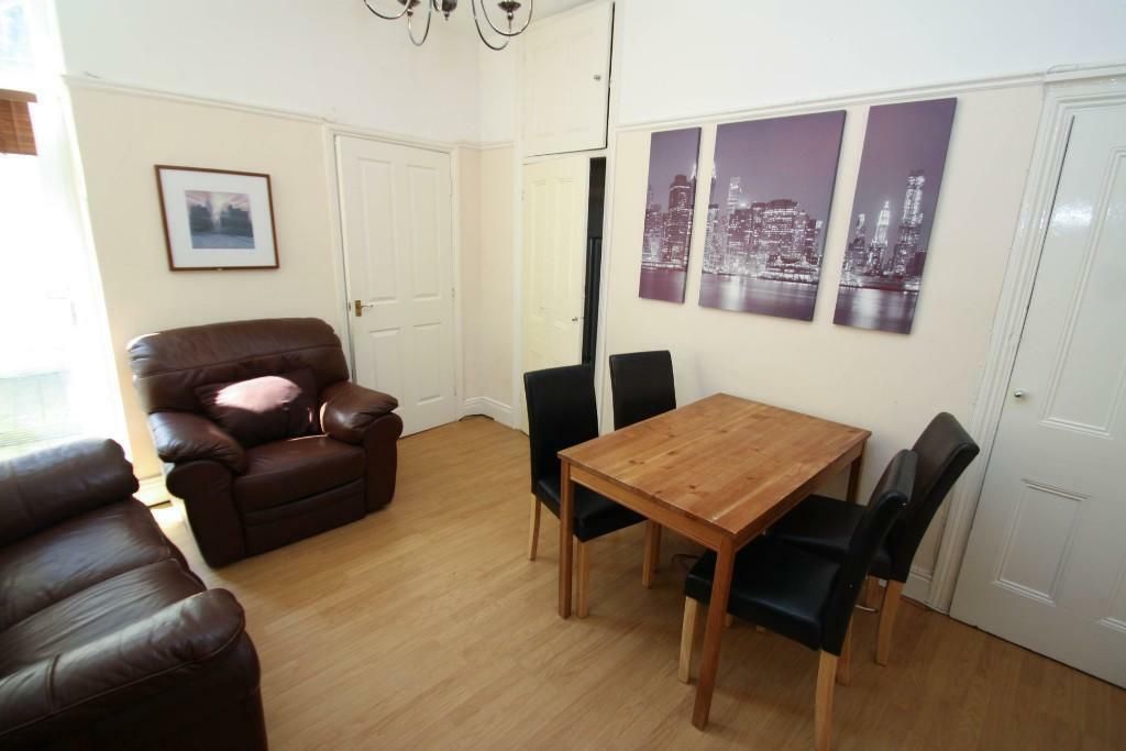 Property photo 2 of 11 Photo 1