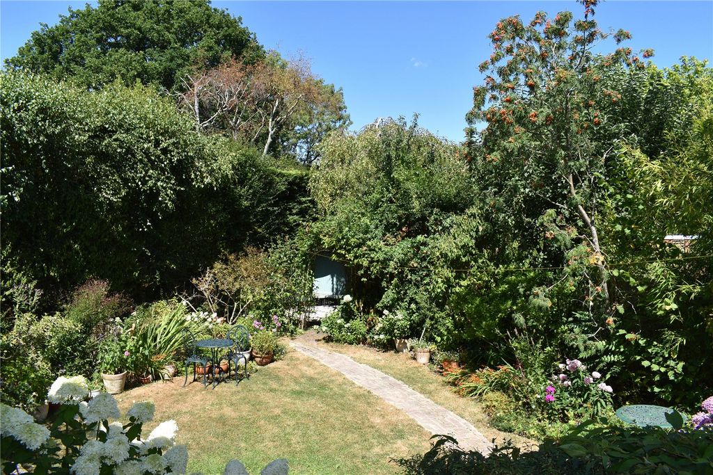 Property photo 2 of 17 Picture No. 31