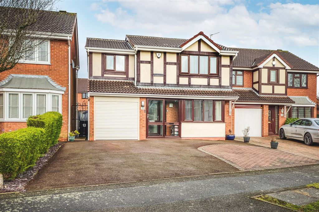 Property photo 1 of 41