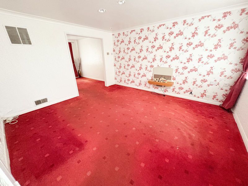 Property photo 2 of 11 Photo 6