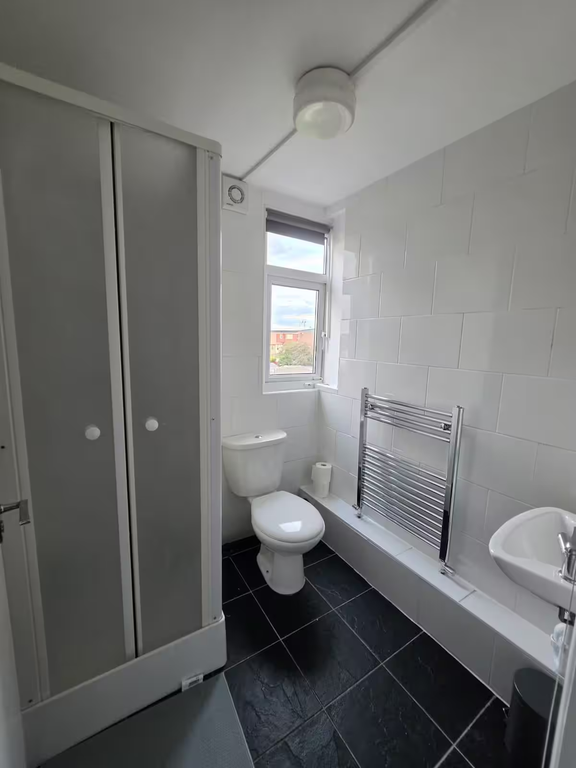 Property photo 2 of 4
