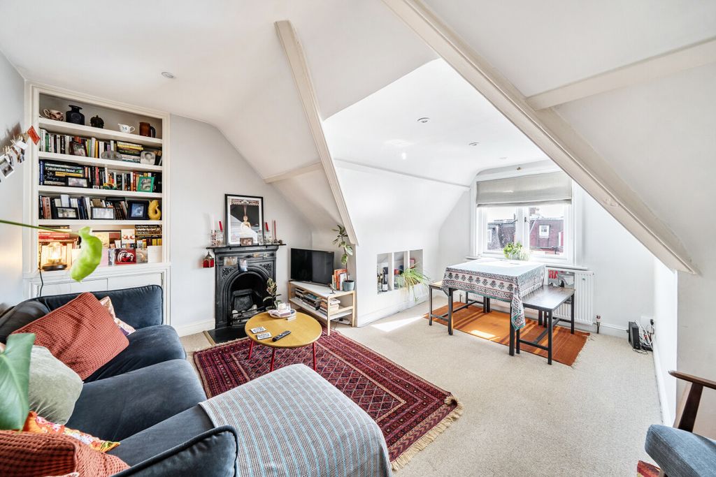 Property photo 2 of 15 1-6Aac5Aeeb6418-1...