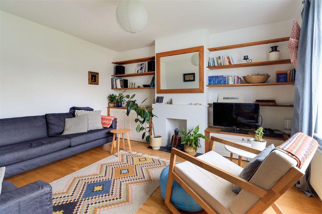 Property photo 3 of 28 Img (1).Jpg