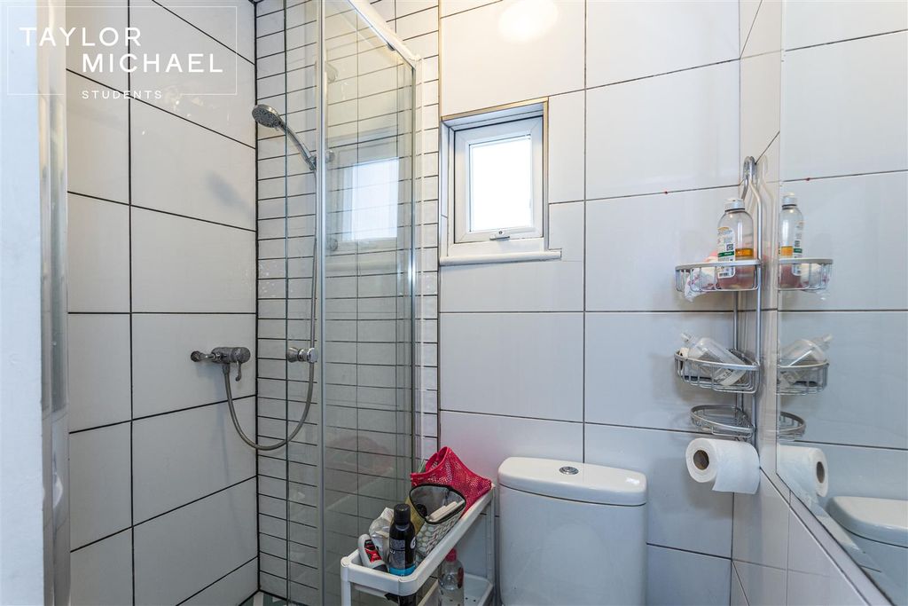 Additional image 16 of 6 bed maisonette to rentLewes Road, Brighton BN2