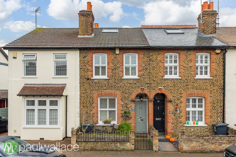 Property photo 1 of 25 Front