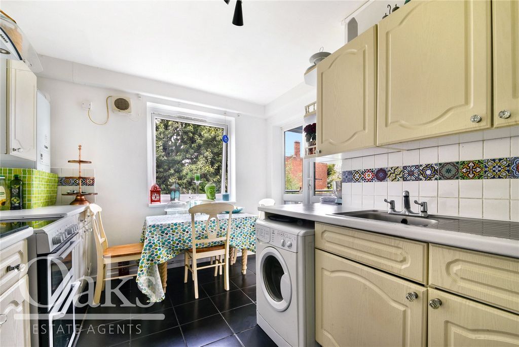 Property photo 2 of 8 Picture No. 07