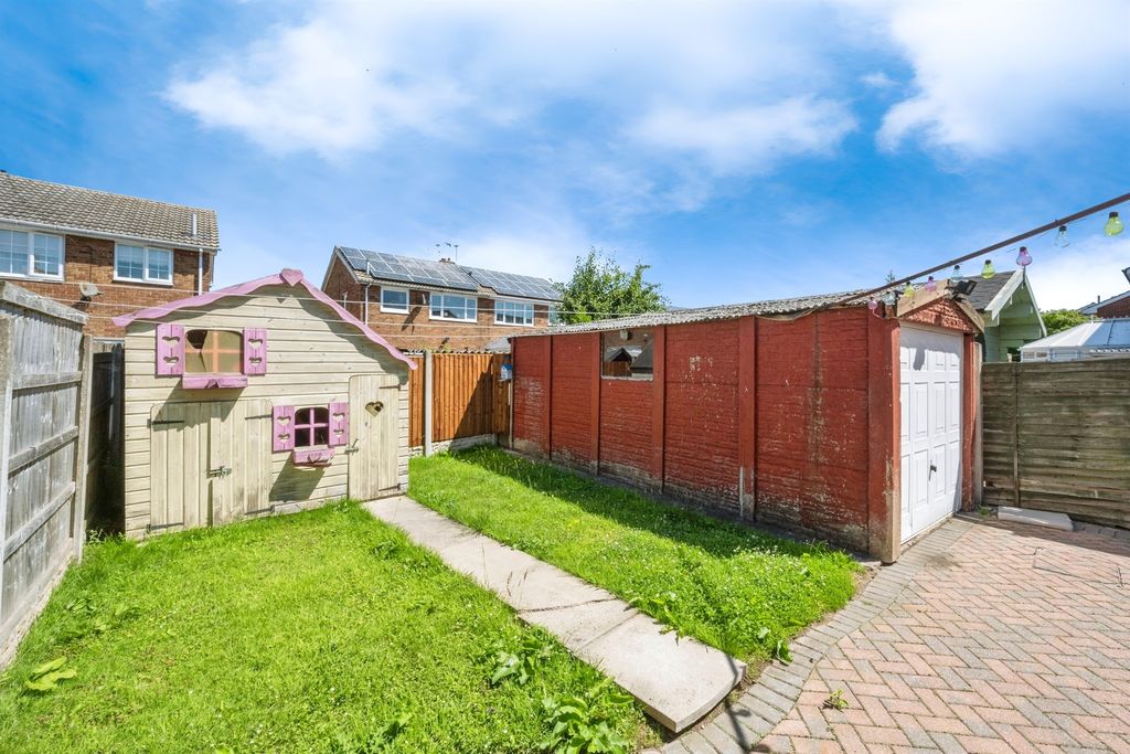 Property photo 2 of 14