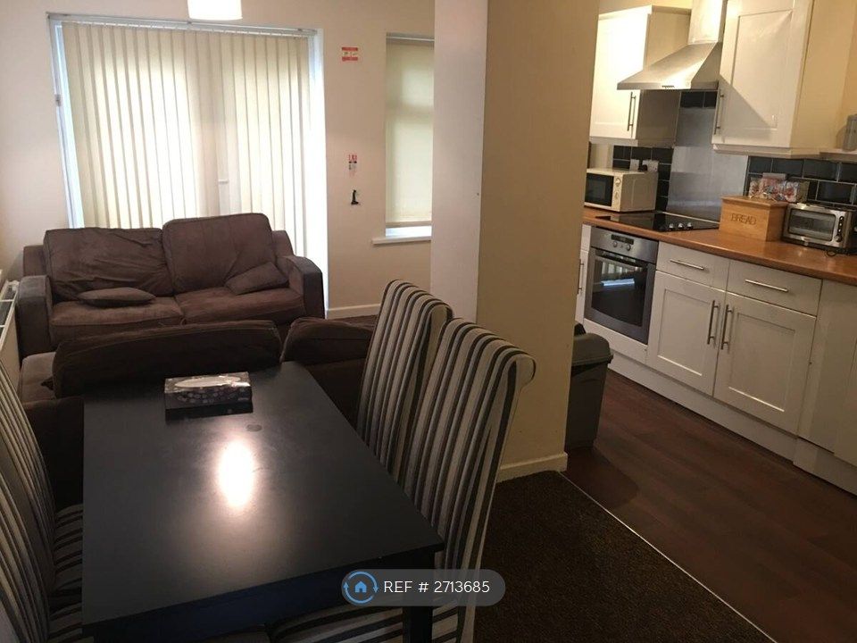 Property photo 1 of 33