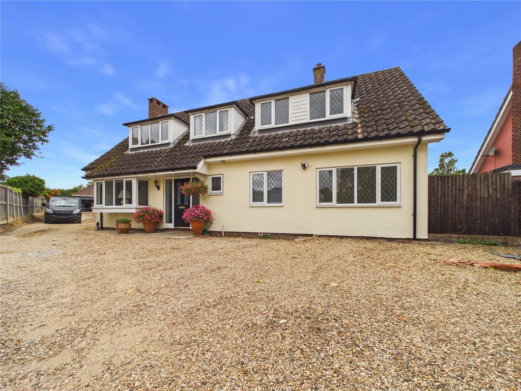 Property photo 1 of 26 Picture No. 05