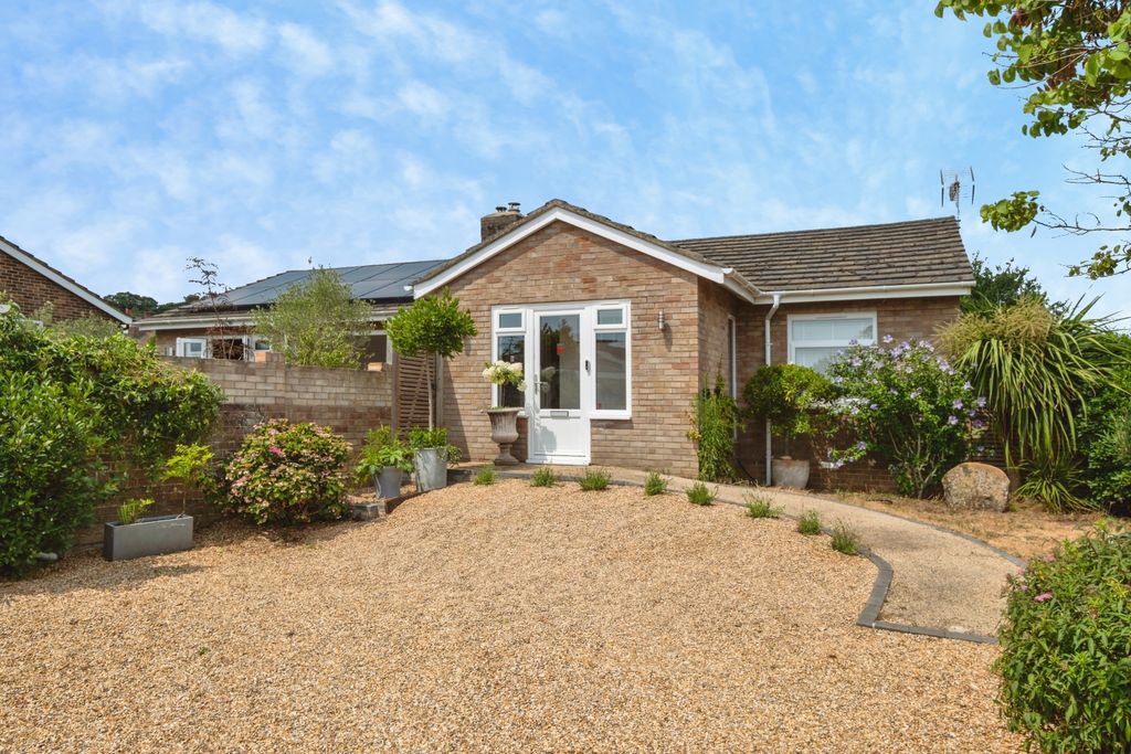 Property photo 1 of 21