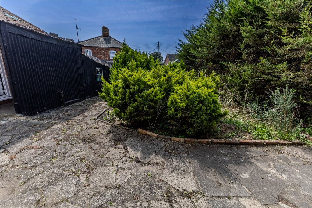 Property photo 2 of 15 Picture No. 03