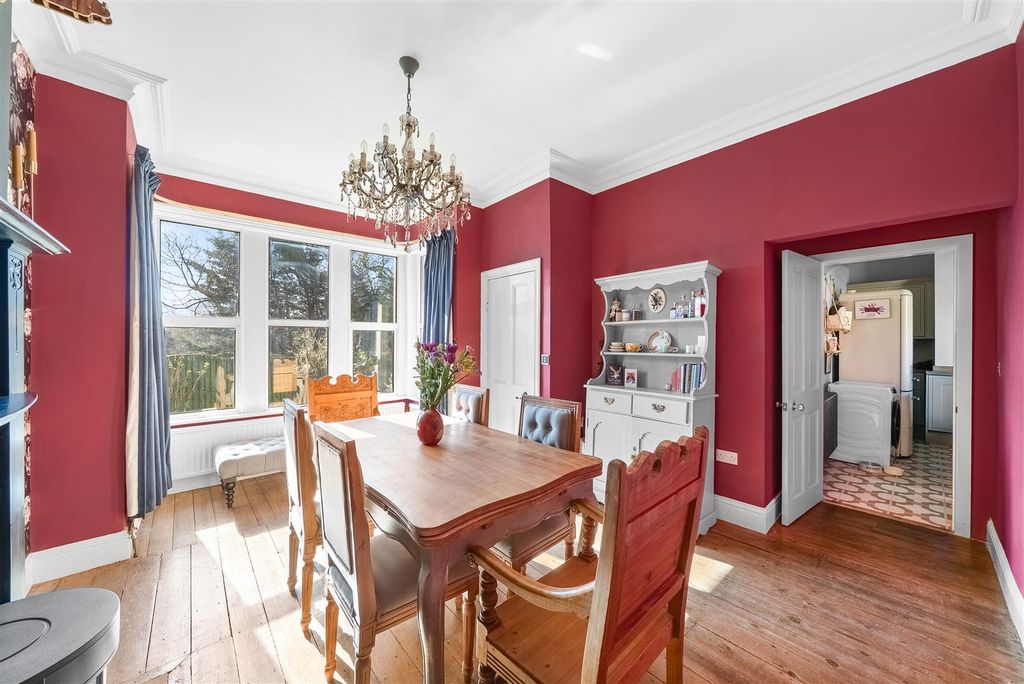 Property photo 3 of 21 Dining Room