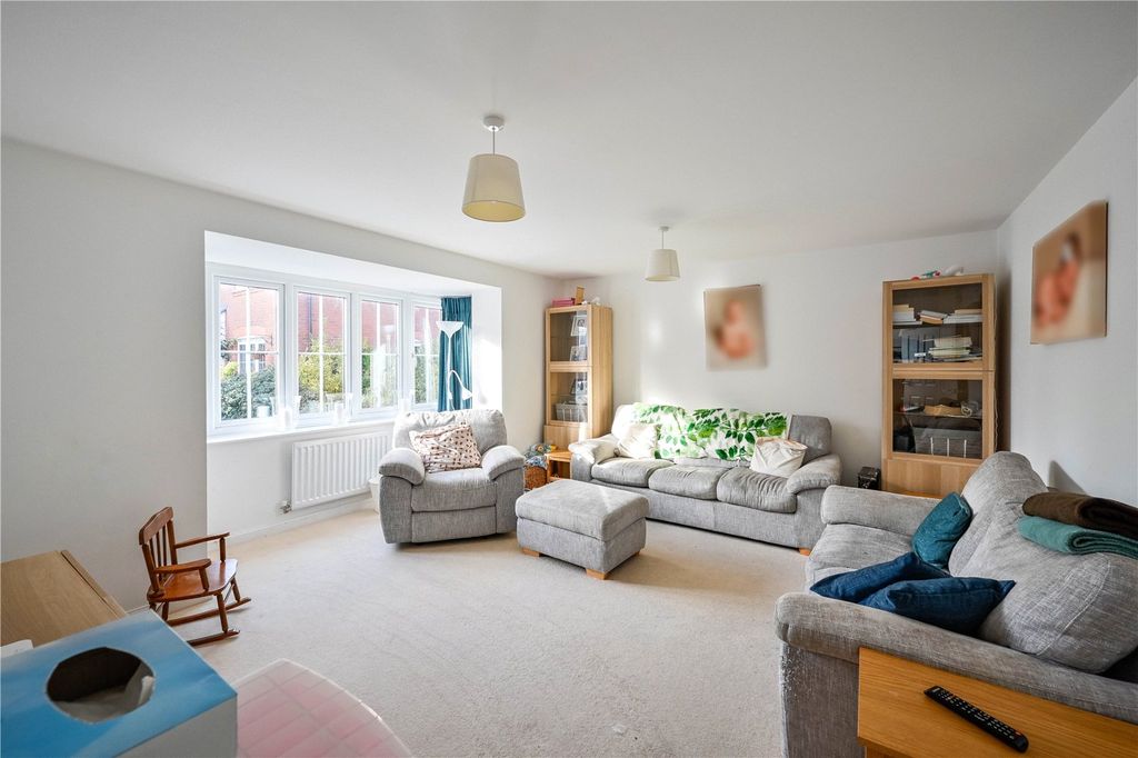 Property photo 2 of 22 Picture No. 05