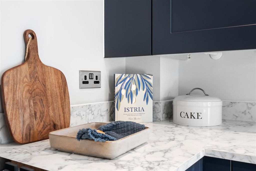 Property photo 2 of 12 Dsc01991.Jpg