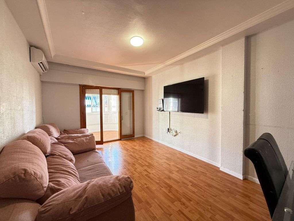 Property photo 2 of 21