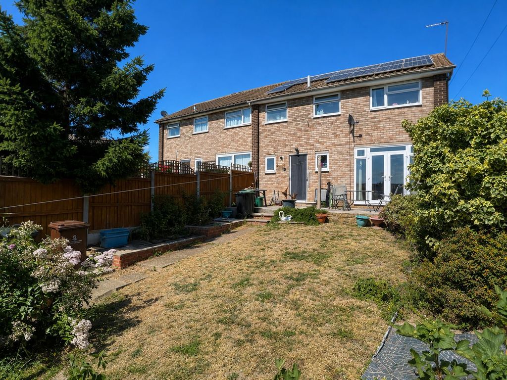 Property photo 2 of 13