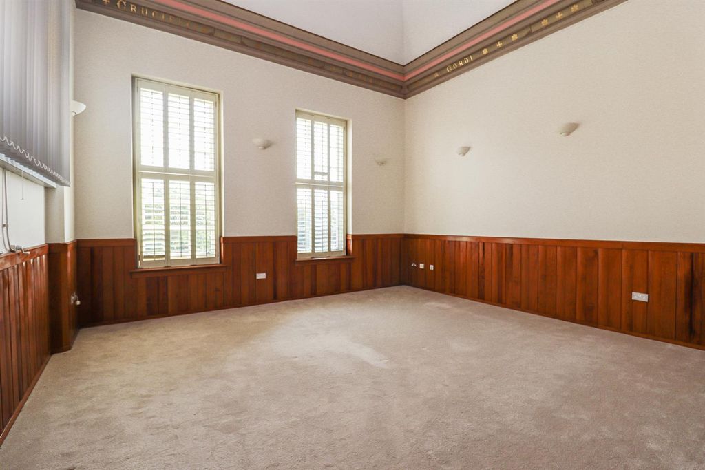 Property photo 2 of 15 Img_7424.Jpg