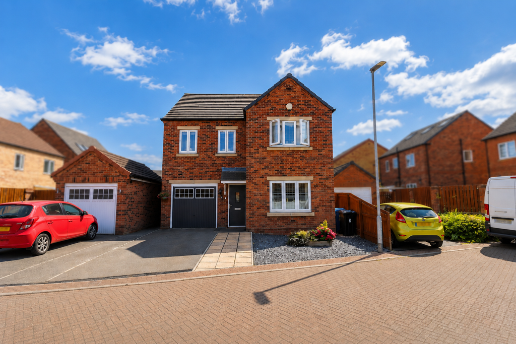 Property photo 1 of 33
