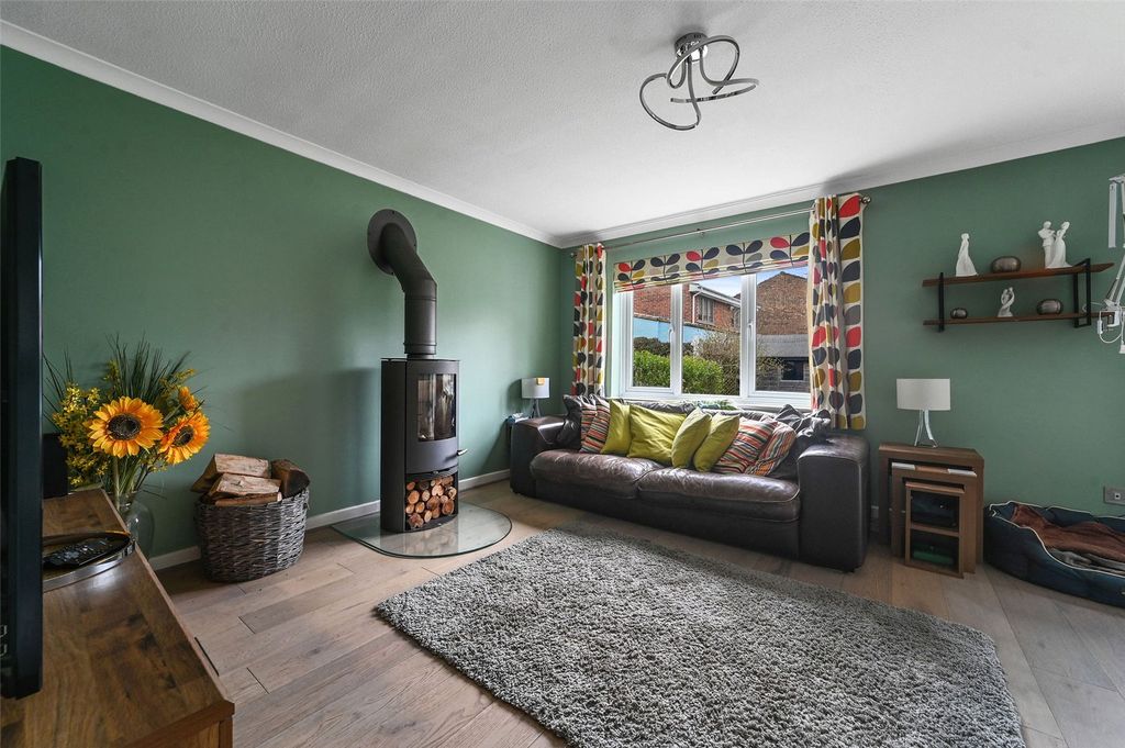 Property photo 3 of 27 Picture No. 34